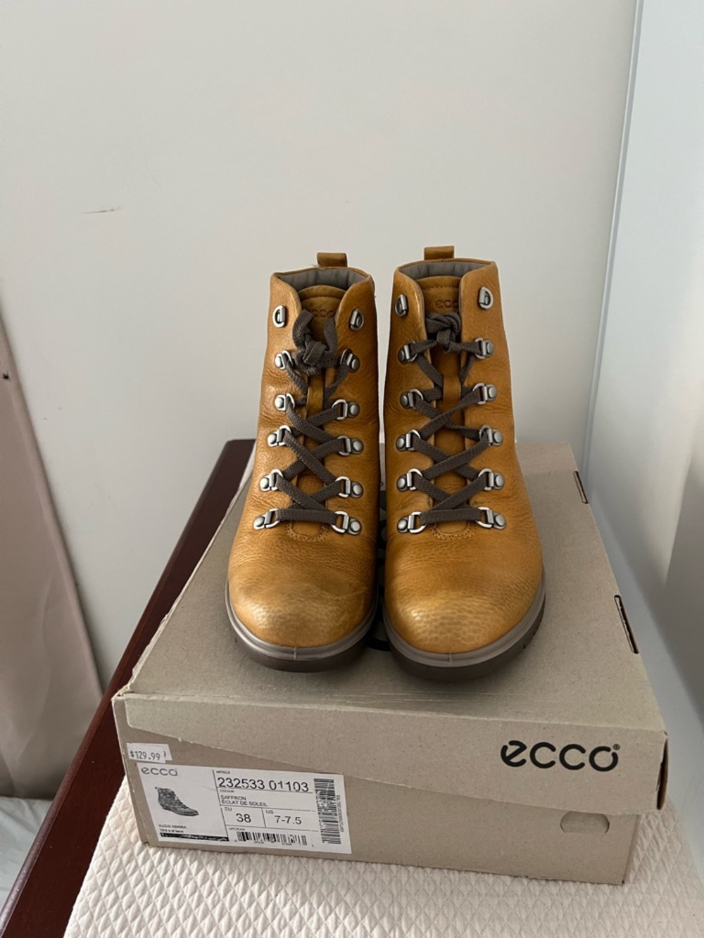 Ecco  women Earth yellow-curry Leather Lace-Up Ankle Boots